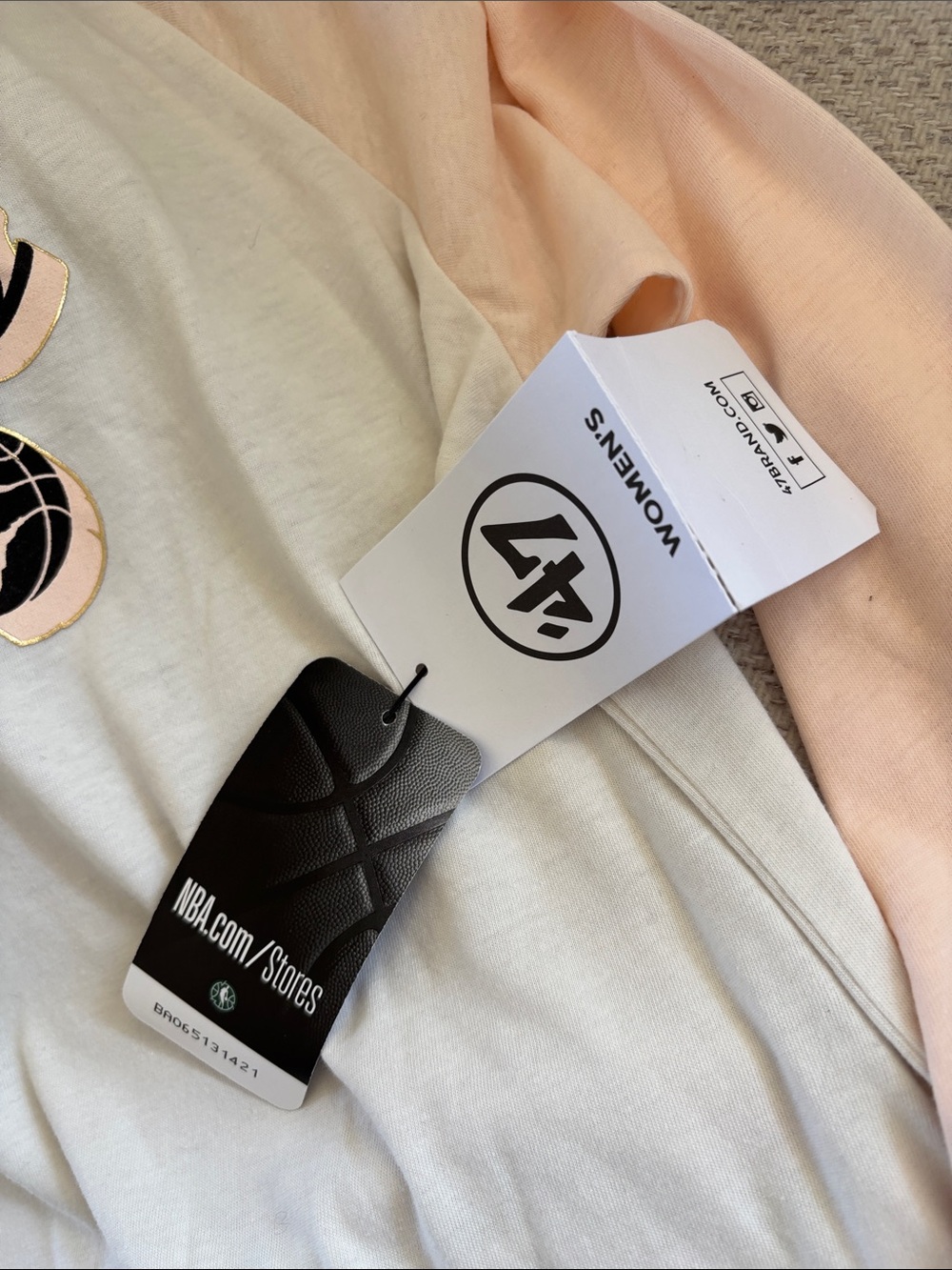 Toronto Raptors Raglan long sleeve Tee - Picture 6 of 8